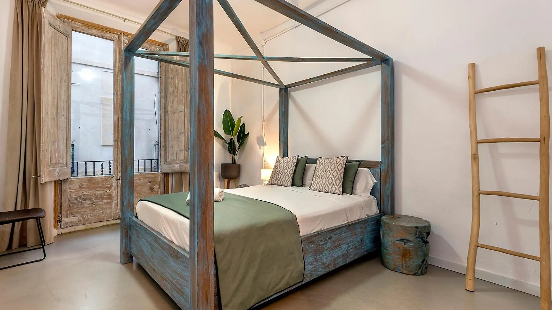 Apartament La Guarida Suites Barcelona