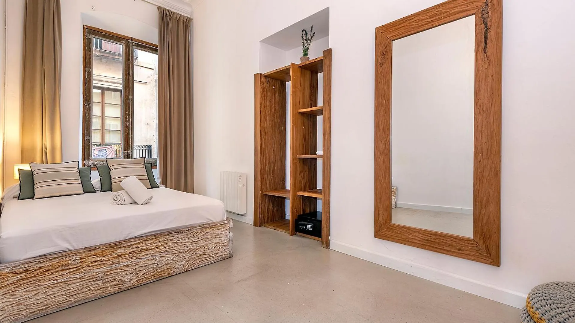 La Guarida Suites Barcelona Apartment