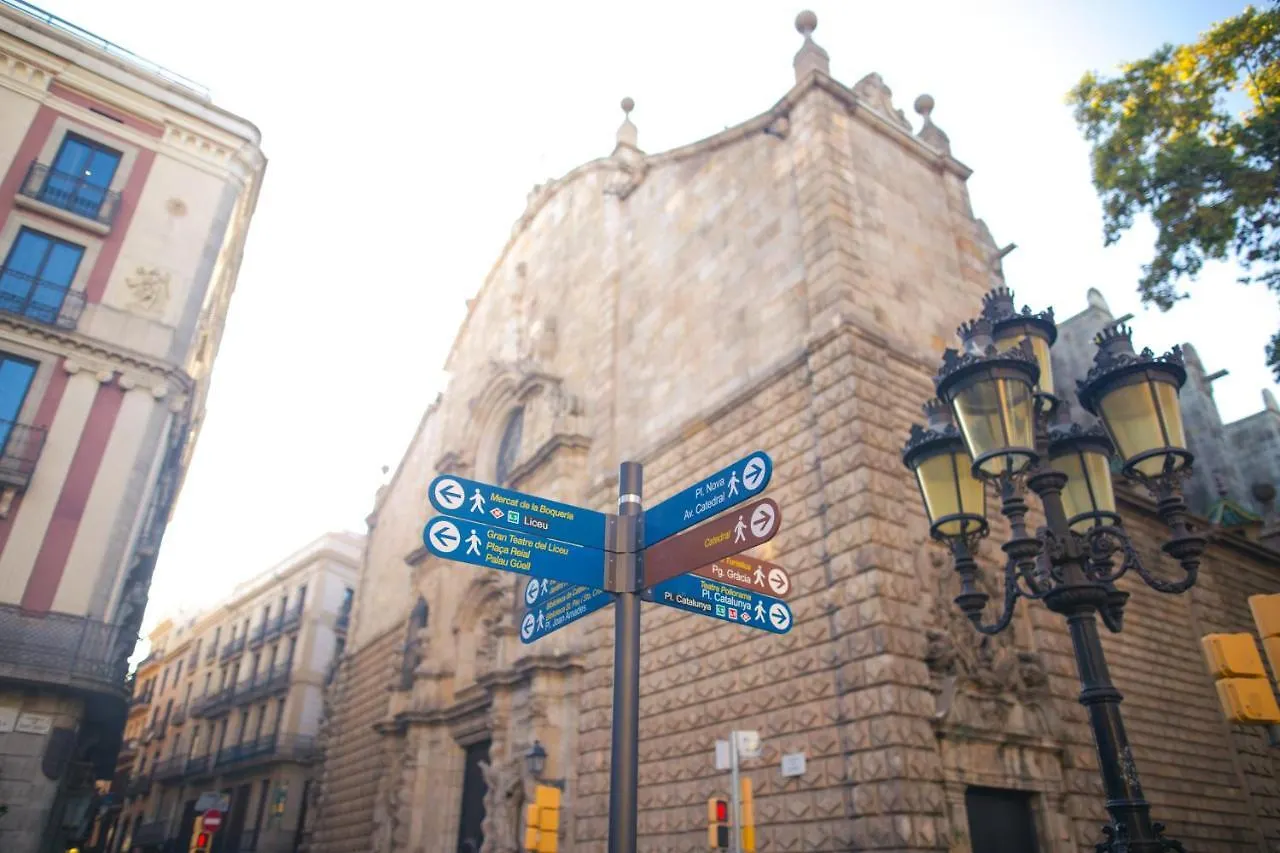 La Guarida Suites Barcelona Apartment